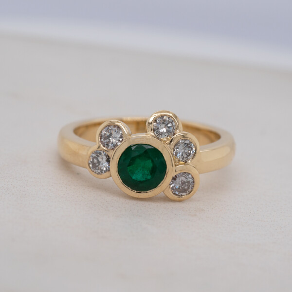 Emerald and Diamond Cluster Yellow Gold Ring