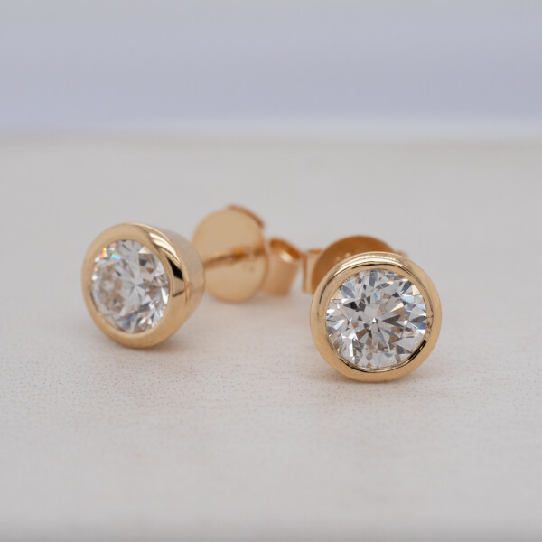 Rubover Set Diamond Stud Earrings