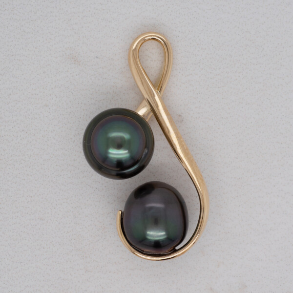 Pearl Infinity Yellow Gold Pendant