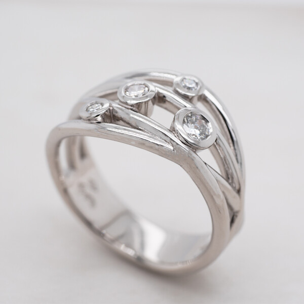 BA7342 Diamond Waved Openwork Ring Angle 1080x1080