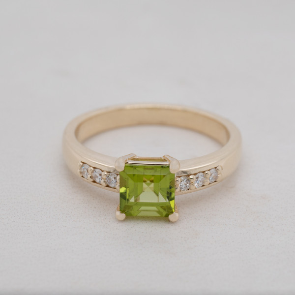 Peridot and Diamond Ring