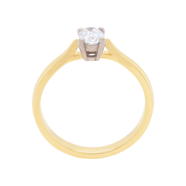 280573 Oval Diamond 4 Claw Solitaire Ring Front 1080x1080