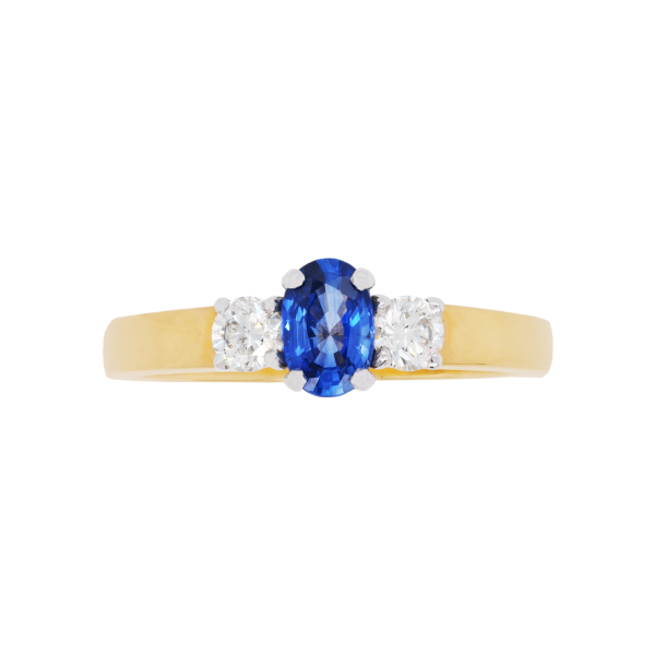 Sapphire Diamond Three Stone Ring Top 1083x1083