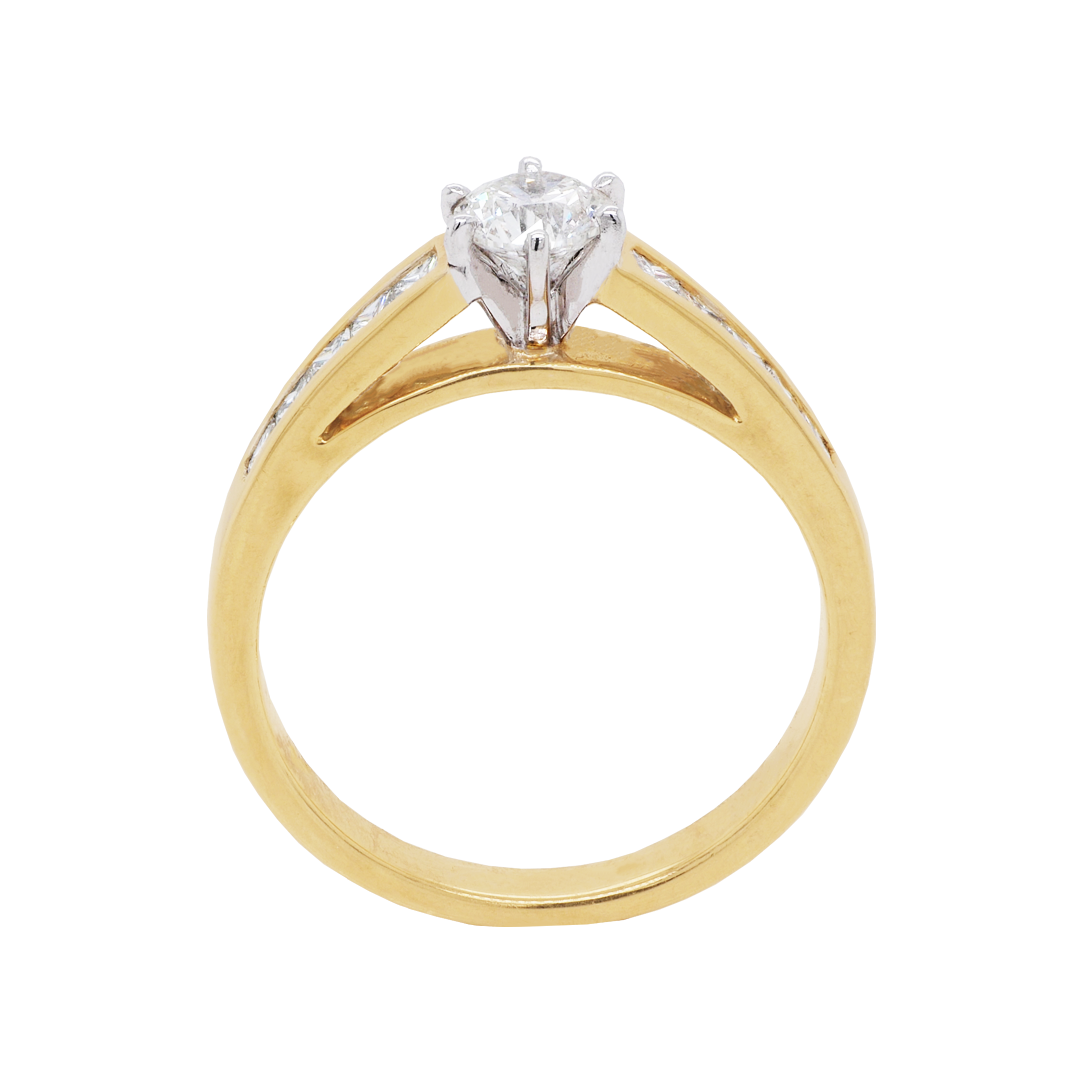 6 Claw Diamond Solitaire with Princess Cut shoulders | Dalgleish ...